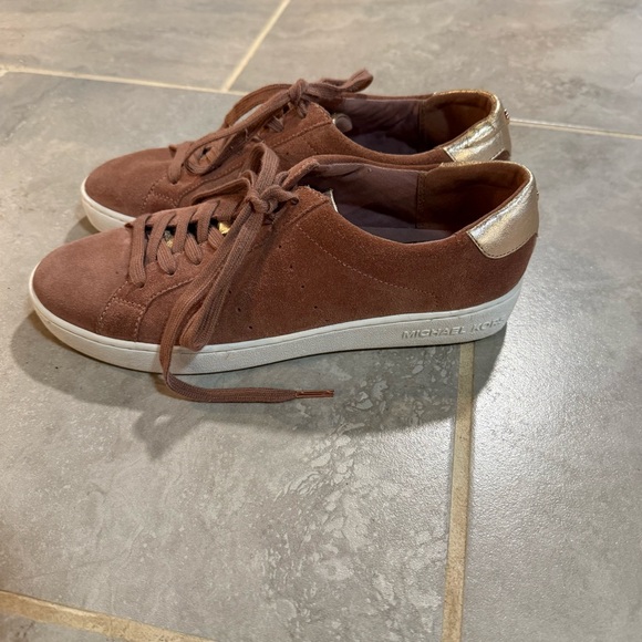 Michael Kors | Dusty Rose Sneakers - Picture 12 of 14